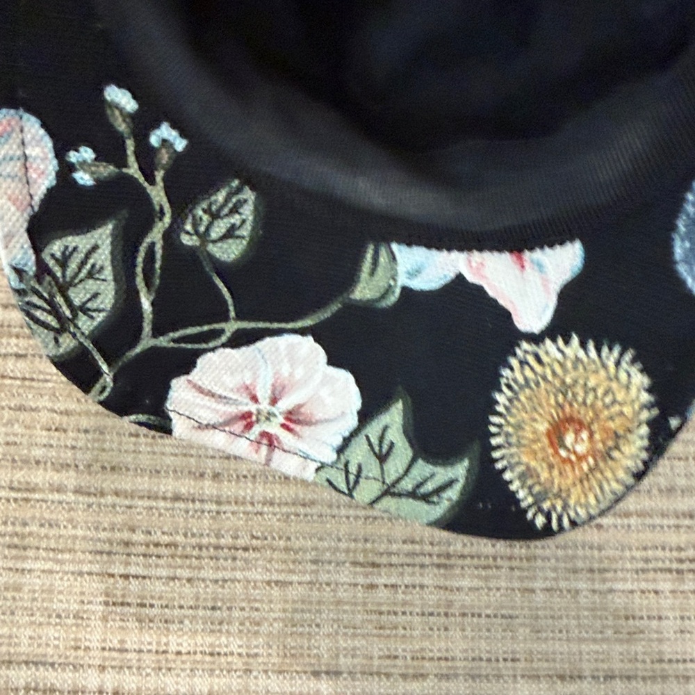 Gucci Black Floral Cotton Baseball Cap with Blue & Cream Blooms Sz S - Picture 8 of 10